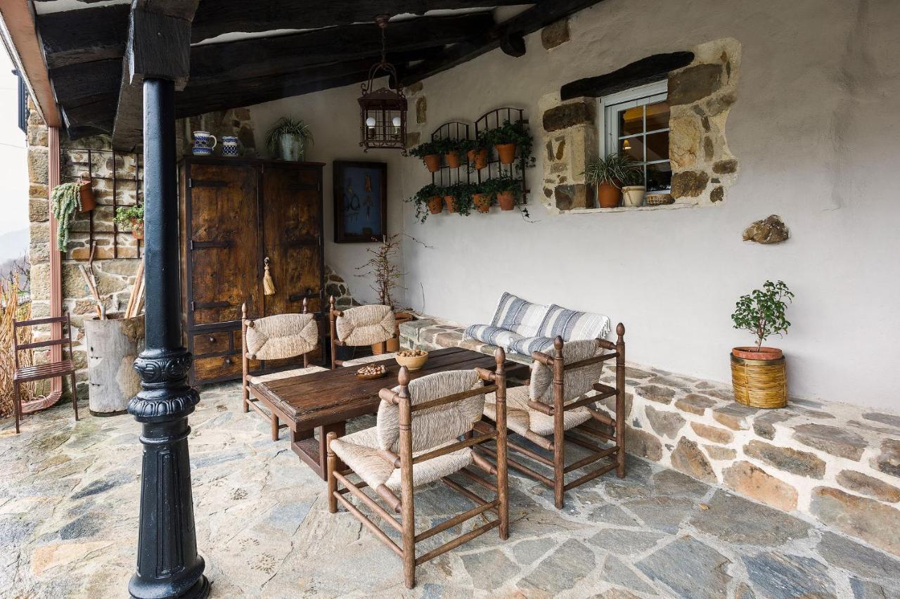 Posada Casa Guadamillas Bustancilles エクステリア 写真